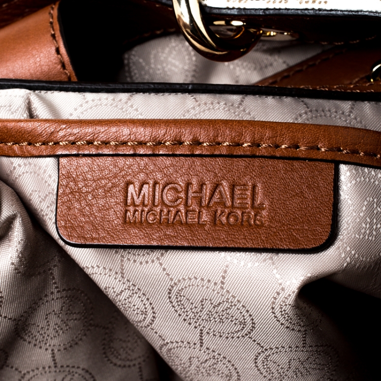 Pre Owned MICHAEL Michael Kors Off White Coated Canvas Cynthia Tote