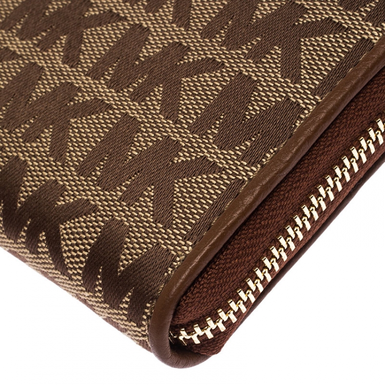Pre Owned Michael Kors Beige Signature Canvas and Leather Zip Around Wallet