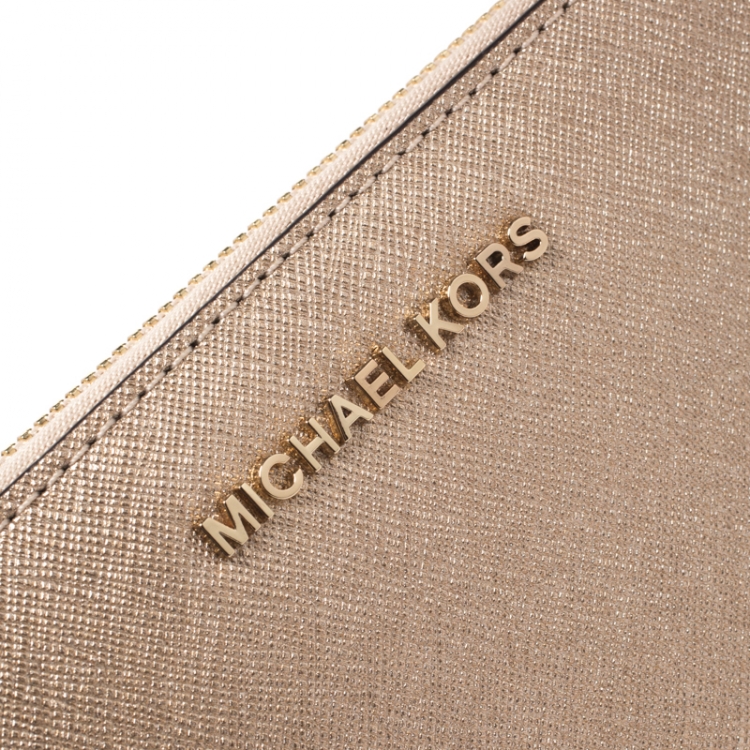 Pre Owned Michael Kors Metallic Gold Leather Jet Set Travel Continental Wallet