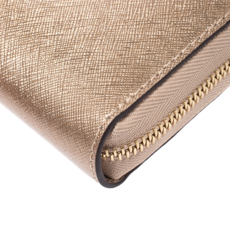 Pre Owned Michael Kors Metallic Gold Leather Jet Set Travel Continental Wallet