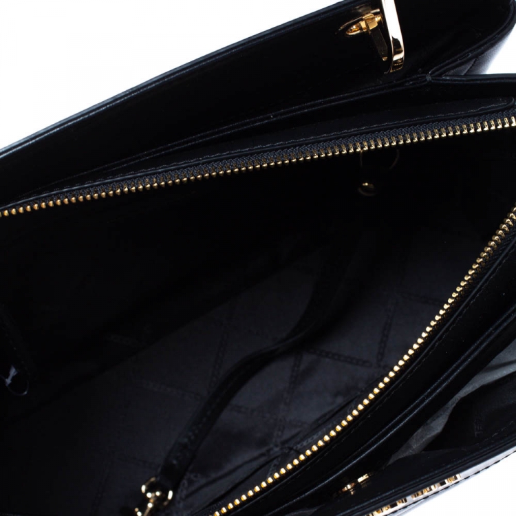 Pre Owned Michael Kors Black Quilted Leather Susan Shoulder Bag