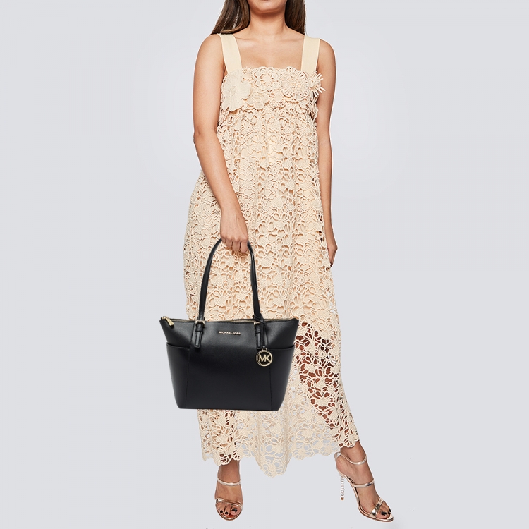 Pre Owned Michael Kors Black Leather Medium Jet Set Tote