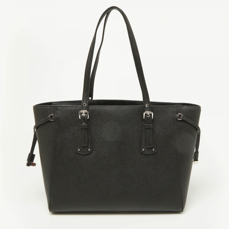 Pre Owned Michael Kors Black Leather Voyager Tote 