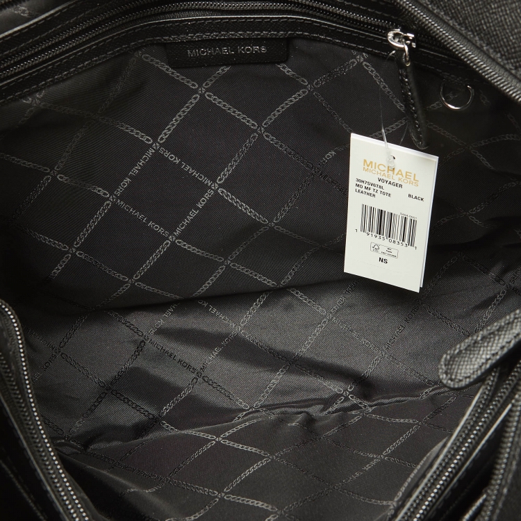 Pre Owned Michael Kors Black Leather Voyager Tote 