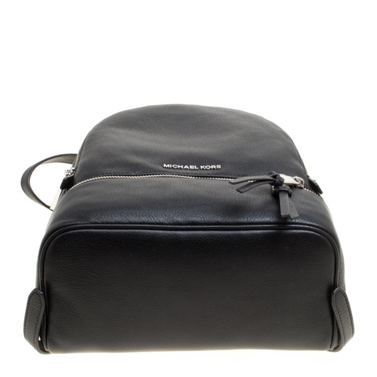 مملوكة مسبقًا Michael Kors Black Leather Medium Reazip Backpack