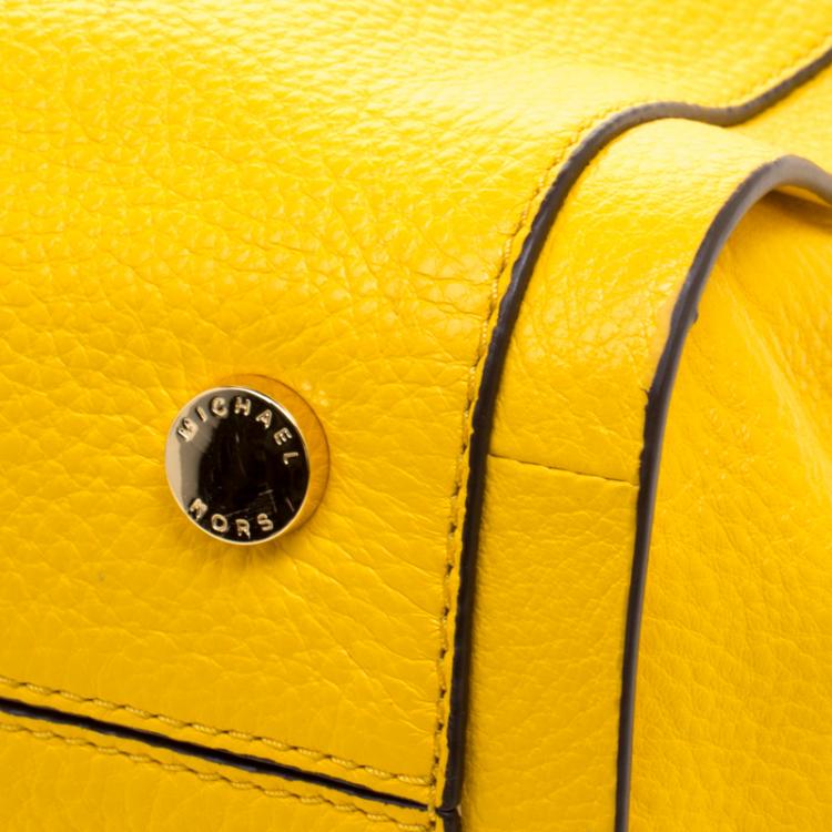 Pre Owned Michael Kors Yellow Leather Newbury Chain Tote