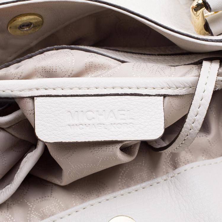 Pre Owned Michael Kors Off White Leather Buckle Strap Convertible Tote