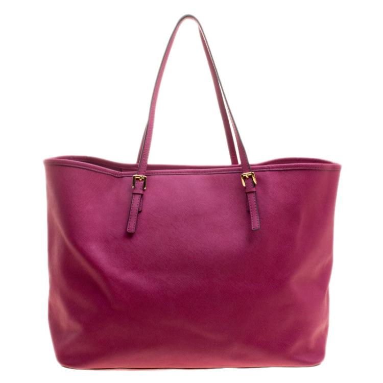 Pre Owned Michael Kors Fuschia Leather Jetset Tote