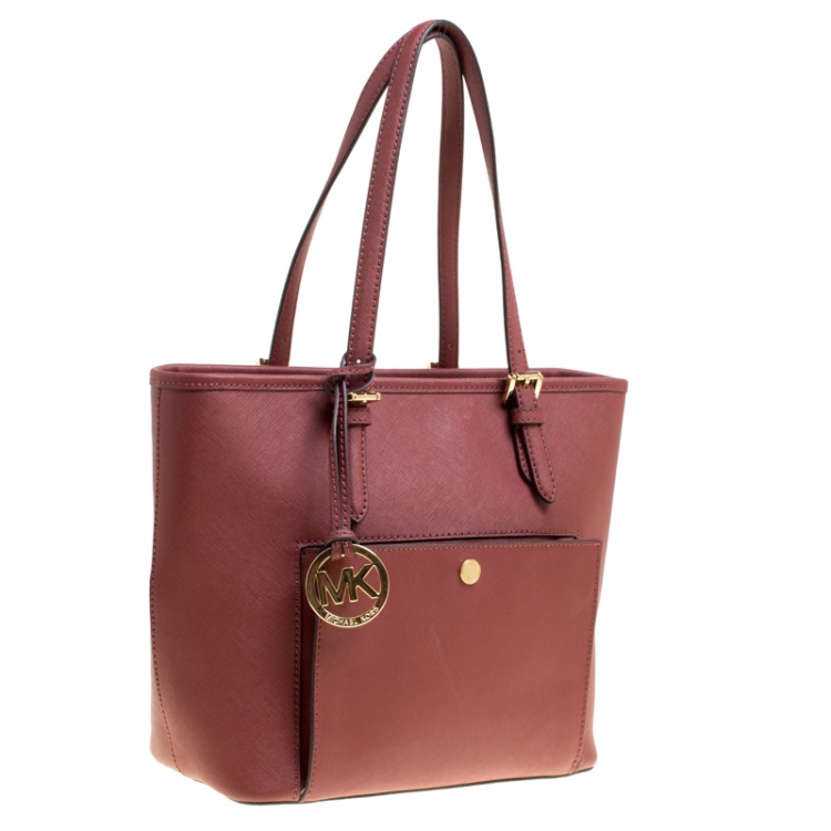 Pre Owned Michael Kors Burgundy Leather Jet Set Snap Pocket Tote