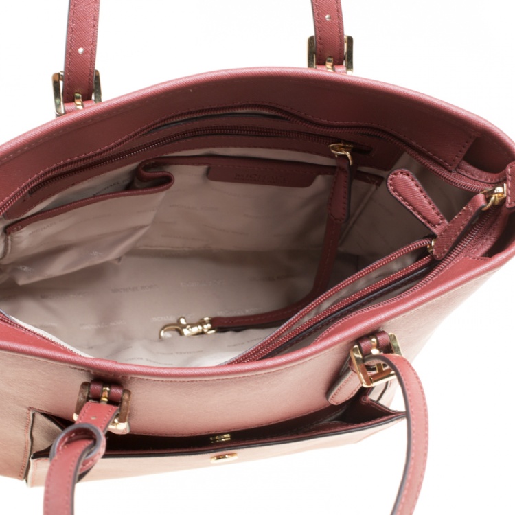 Pre Owned Michael Kors Burgundy Leather Jet Set Snap Pocket Tote