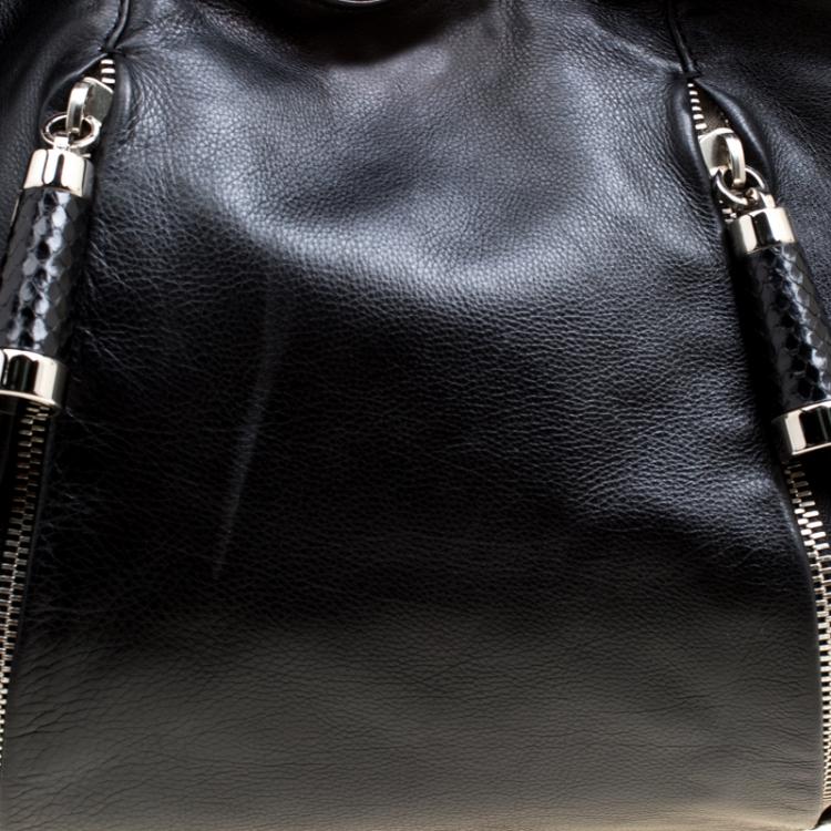 Pre Owned  Michael Kors Black Leather Twisted Handle Hobo