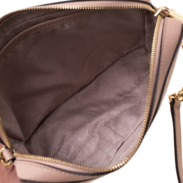 Pre Owned Michael Kors Beige Leather Jet Set Crossbody Bag