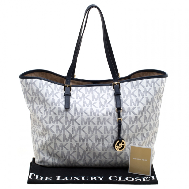 Pre Owned Michael Kors White/Blue Signature Coated Canvas Jet Set Tote