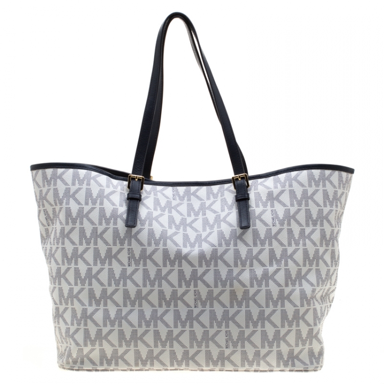 Pre Owned Michael Kors White/Blue Signature Coated Canvas Jet Set Tote