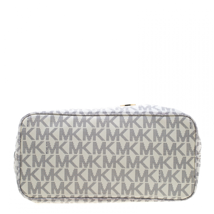 Pre Owned Michael Kors White/Blue Signature Coated Canvas Jet Set Tote