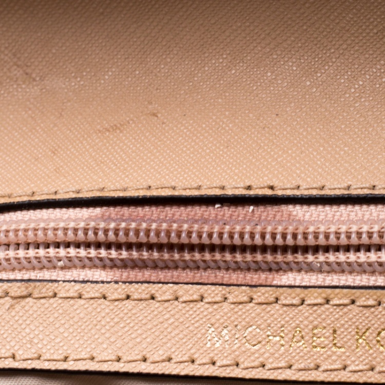 Pre Owned Michael Kors Beige Leather Extra Small Ava Crossbody Bag