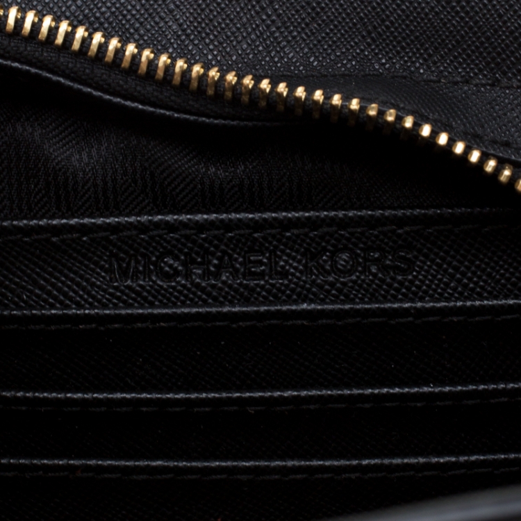 Pre Owned Michael Kors Black Leather Mini Selma Crossbody Bag