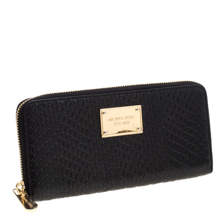 Pre Owned Michael Kors Black Croc Embossed Leather Zip Around Wallet