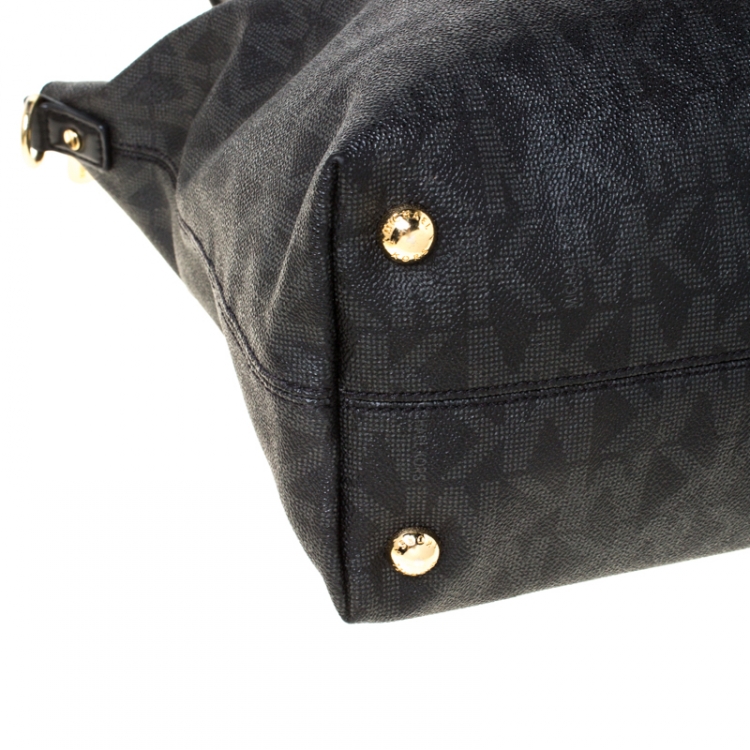 Pre Owned MICHAEL Michael Kors Black Signature Coated Canvas and Leather Tote