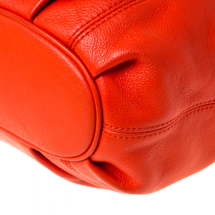 Pre Owned Michael Michael Kors Orange Leather Drawstring Shoulder Bag