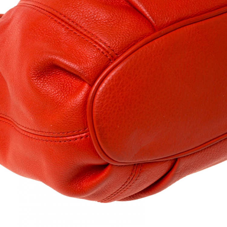 Pre Owned Michael Michael Kors Orange Leather Drawstring Shoulder Bag