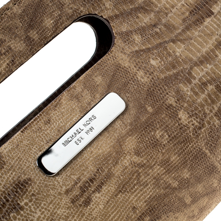 Pre Owned Michael Kors Beige Lizard Embossed Leather Cutout Handle Clutch Bag