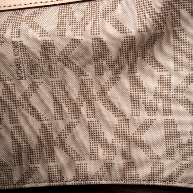 Pre Owned Michael Kors Brown Signature Coated Canvas Jet Set Tote