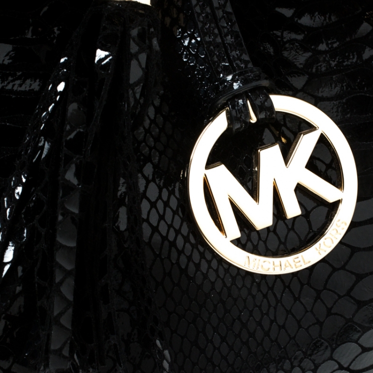 Pre Owned Michael Kors Black Python Embossed Patent Leather Ring Shoulder Bag