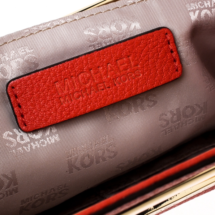 مملوكة مسبقًا Michael Kors Orange Leather Berkley Clutch