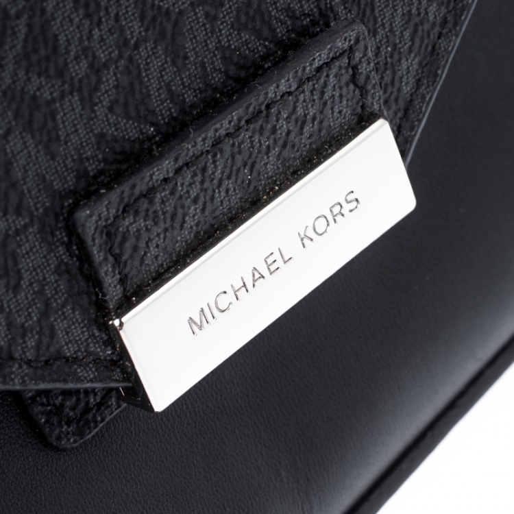 Pre Owned Michael Kors Black/Silver Signature Canvas and Python Embossed Leather Fanny Pack Belt Bag