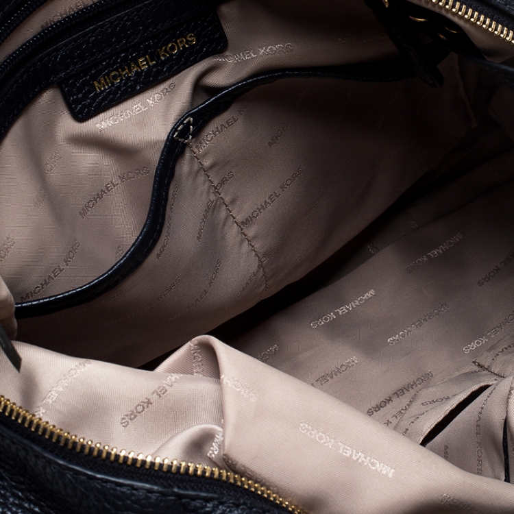 Pre Owned Michael Kors Navy Blue Leather Lillie Hobo 