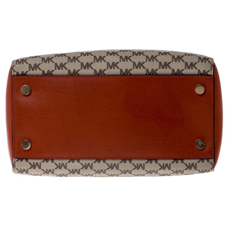 Pre Owned  Michael Kors Beige/Orange Signature Coated Canvas and Leather Medium Mercer Duffel Bag