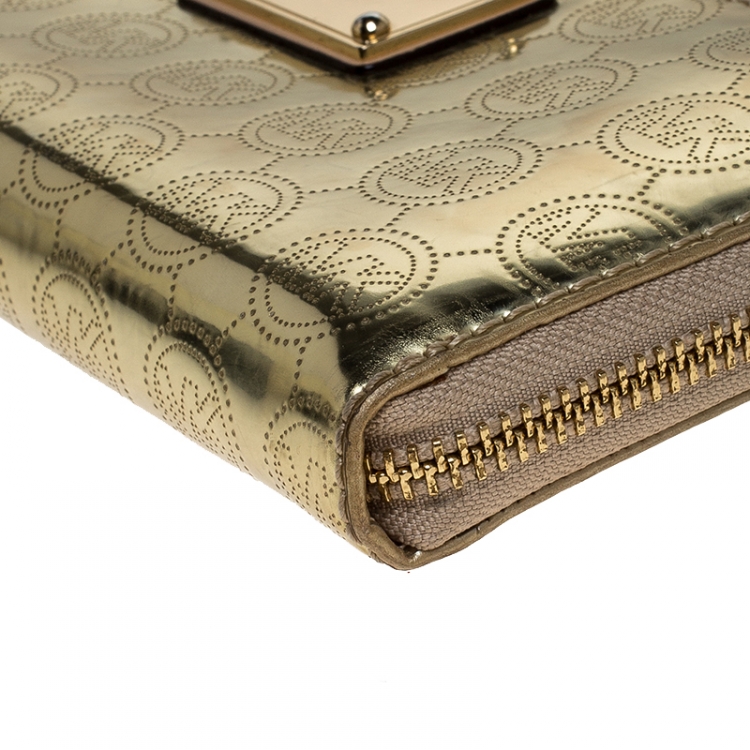 Pre Owned Michael Kors Gold Monogram Patent Leather Jet Set Zip Around Wallet