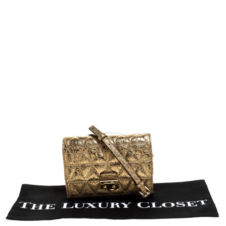 مملوكة مسبقًا Michael Kors Metallic Gold Quilted Leather Crossbody Bag