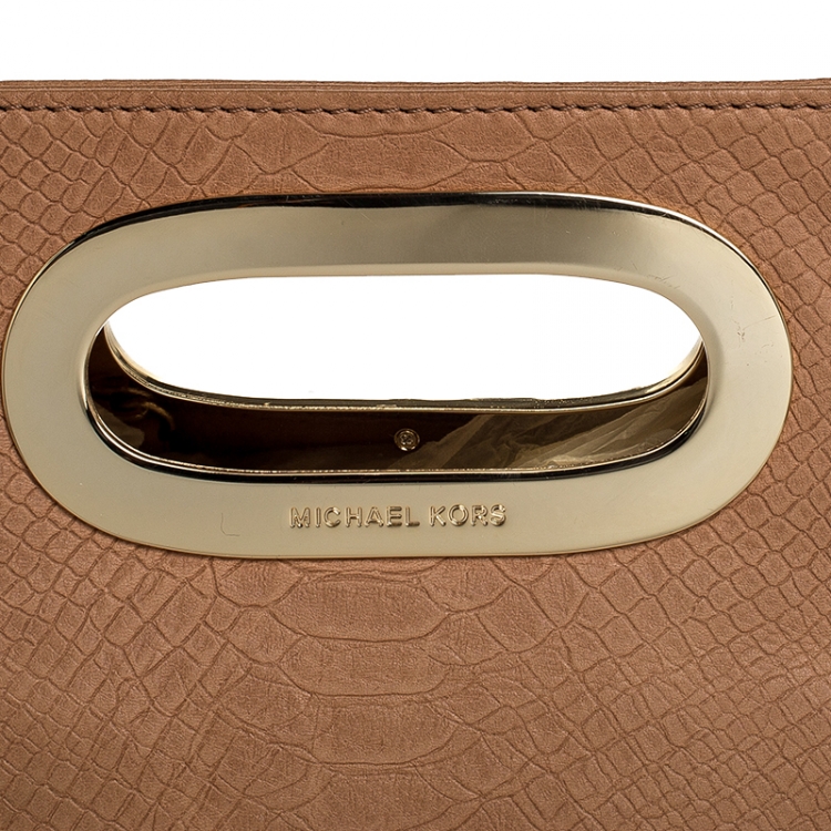 Pre Owned MICHAEL Michael Kors Beige Embossed Leather Berkley Clutch