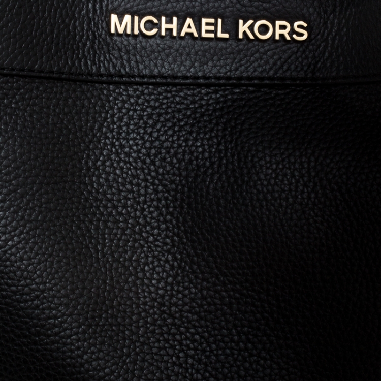 Pre Owned Michael Kors Black Leather Jet Set Item Chain Shoulder Bag