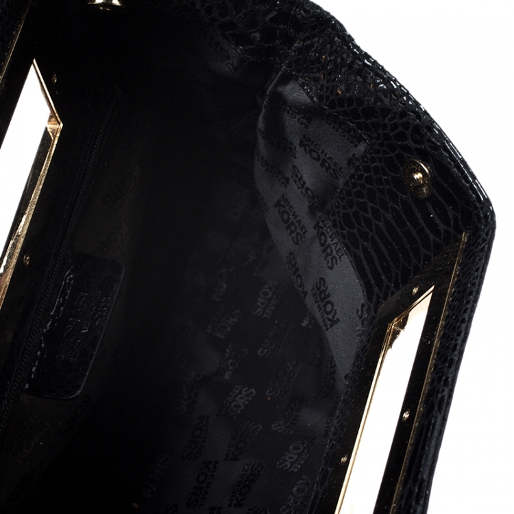 Pre Owned Michael Kors Black Glazed Python Embossed Leather Berkley Clutch