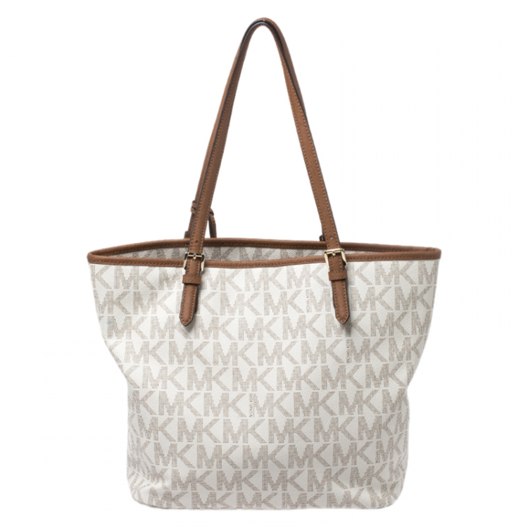 Pre Owned Michael Kors Off White Signature Coated Canvas Jet Set Snap Pocket Tote