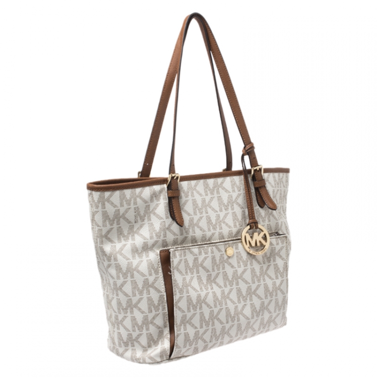 Pre Owned Michael Kors Off White Signature Coated Canvas Jet Set Snap Pocket Tote