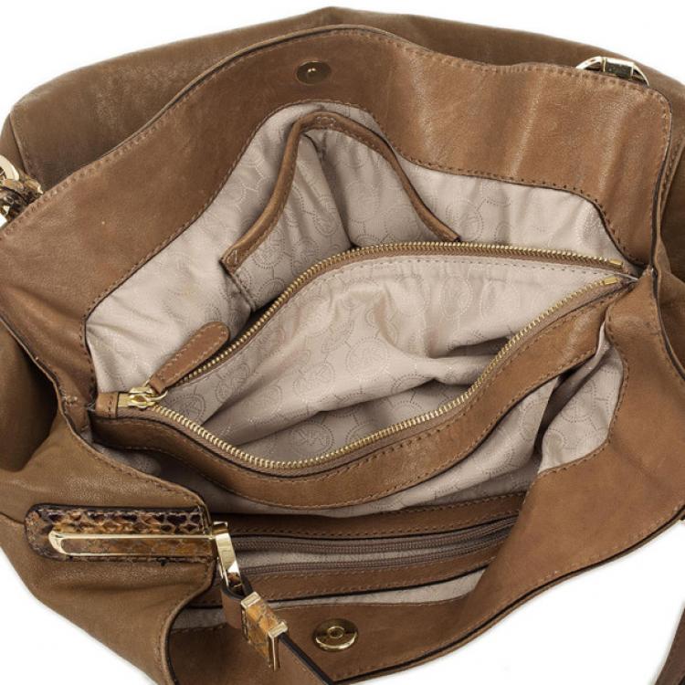 مملوكة مسبقًا Michael Kors Tonne Leather Hobo