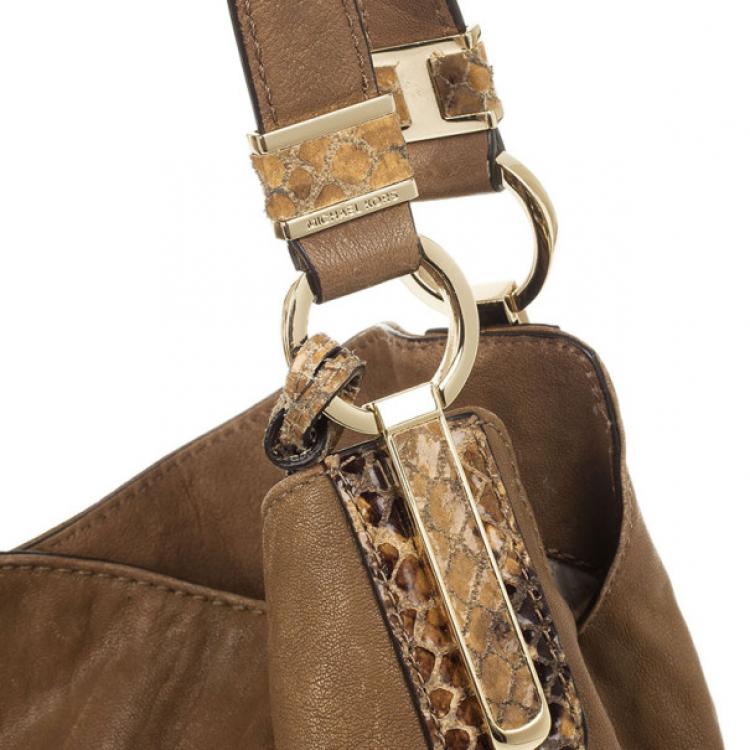 مملوكة مسبقًا Michael Kors Tonne Leather Hobo