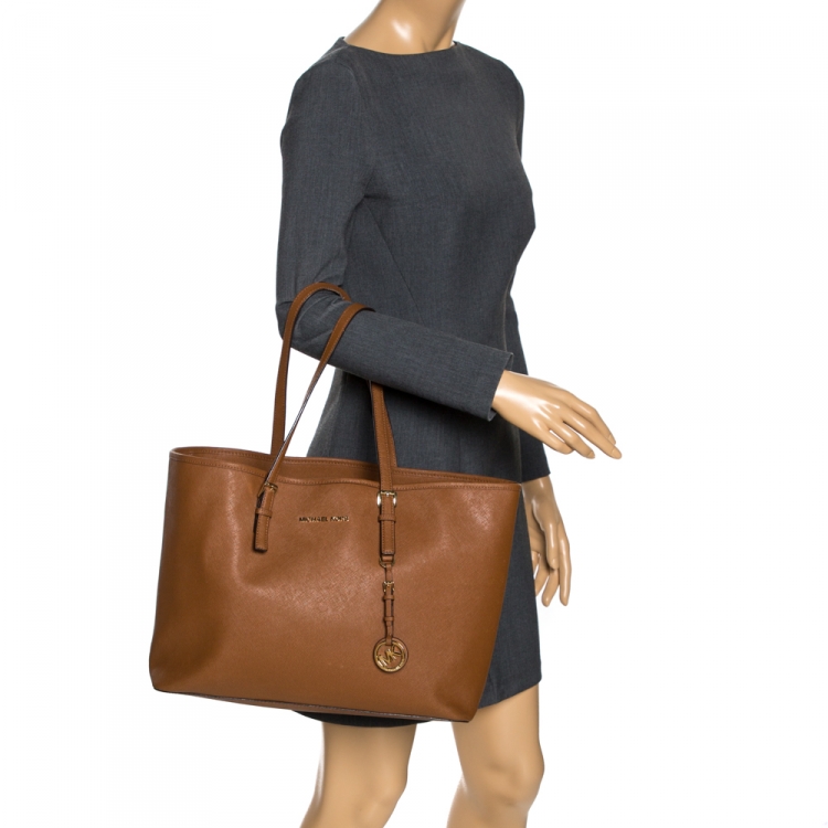 Pre Owned MICHAEL Michael Kors Brown Leather Medium Jet Set Travel Tote