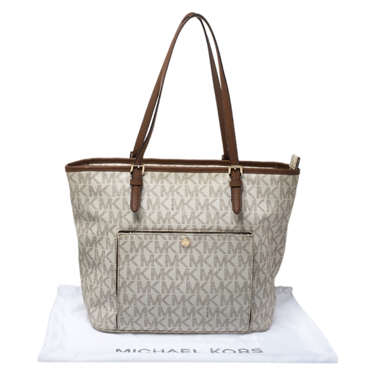 Pre Owned MICHAEL Michael Kors Off White Signature Coated Canvas Jet Set Snap Pocket Tote