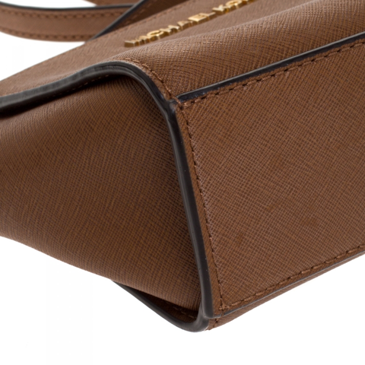 Pre Owned Michael Kors Brown Saffiano Leather Mini Selma Crossbody Bag