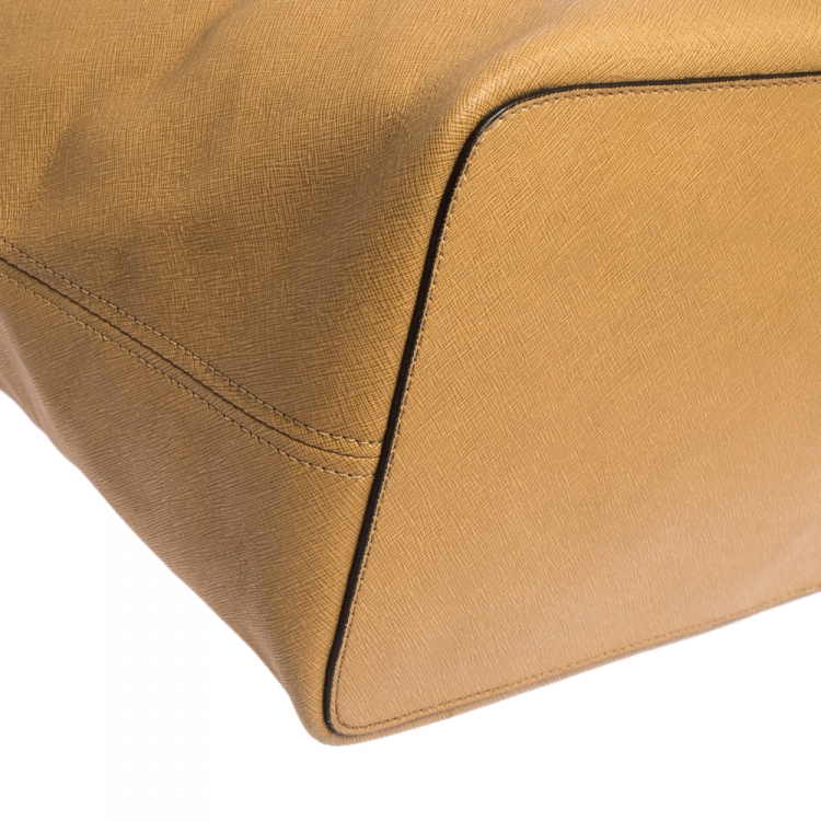 Pre Owned Michael Kors Tan Leather Jet Set Travel Tote