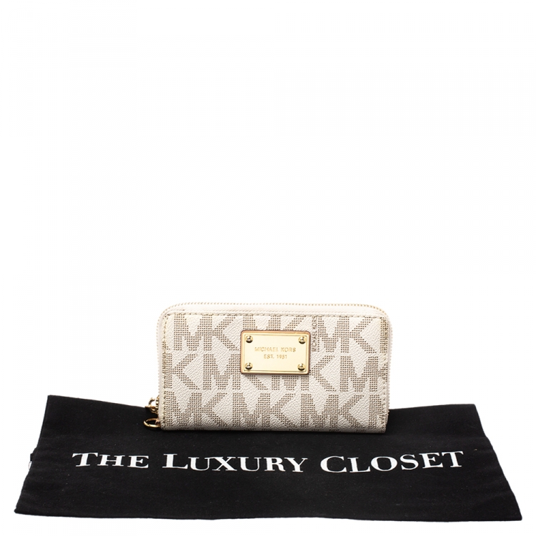 Pre Owned Michael Kors Beige Coated Canvas Zip Around Wallet