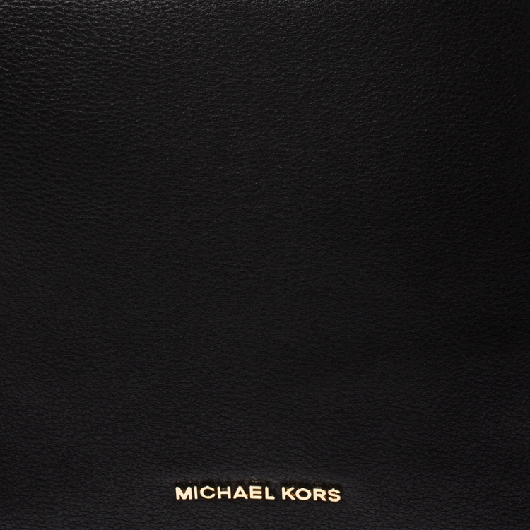 Pre Owned Michael Kors Black Leather Bedford Belted Shoulder Bag