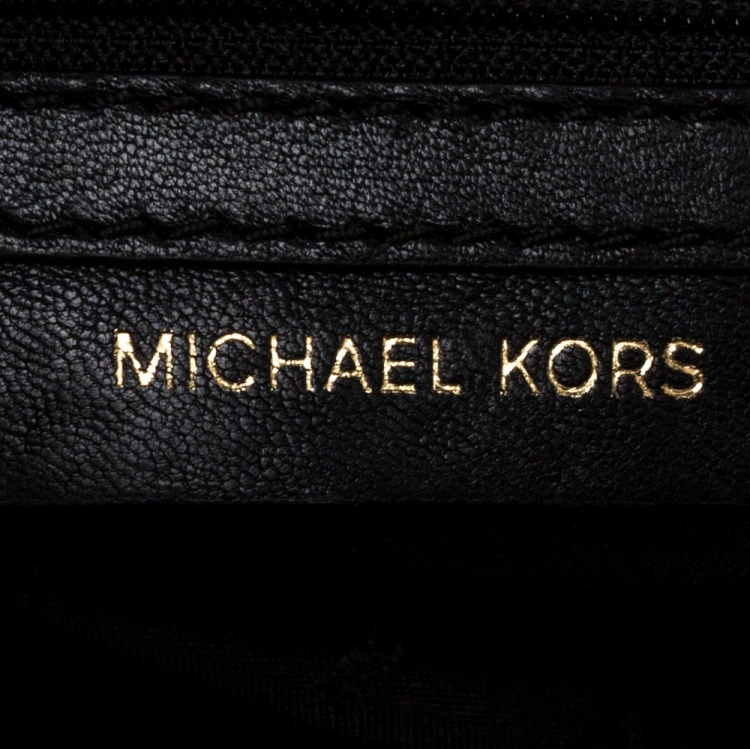 Pre Owned Michael Kors Black Quilted Leather Ginny Camera Crossbody Bag