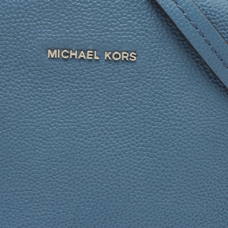 Pre Owned Michael Kors Light Blue Leather Cindy Dome Crossbody Bag