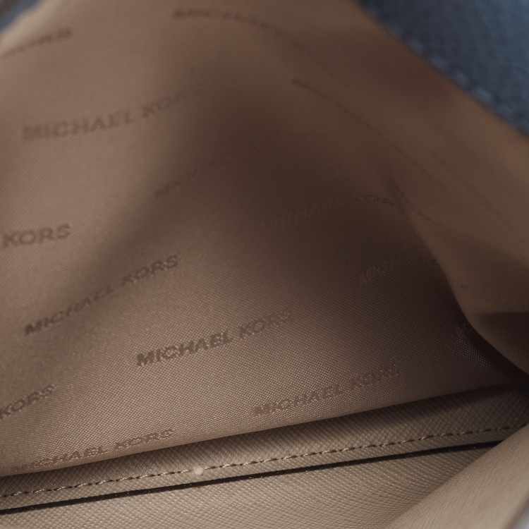 Pre Owned Michael Kors Light Blue Leather Cindy Dome Crossbody Bag